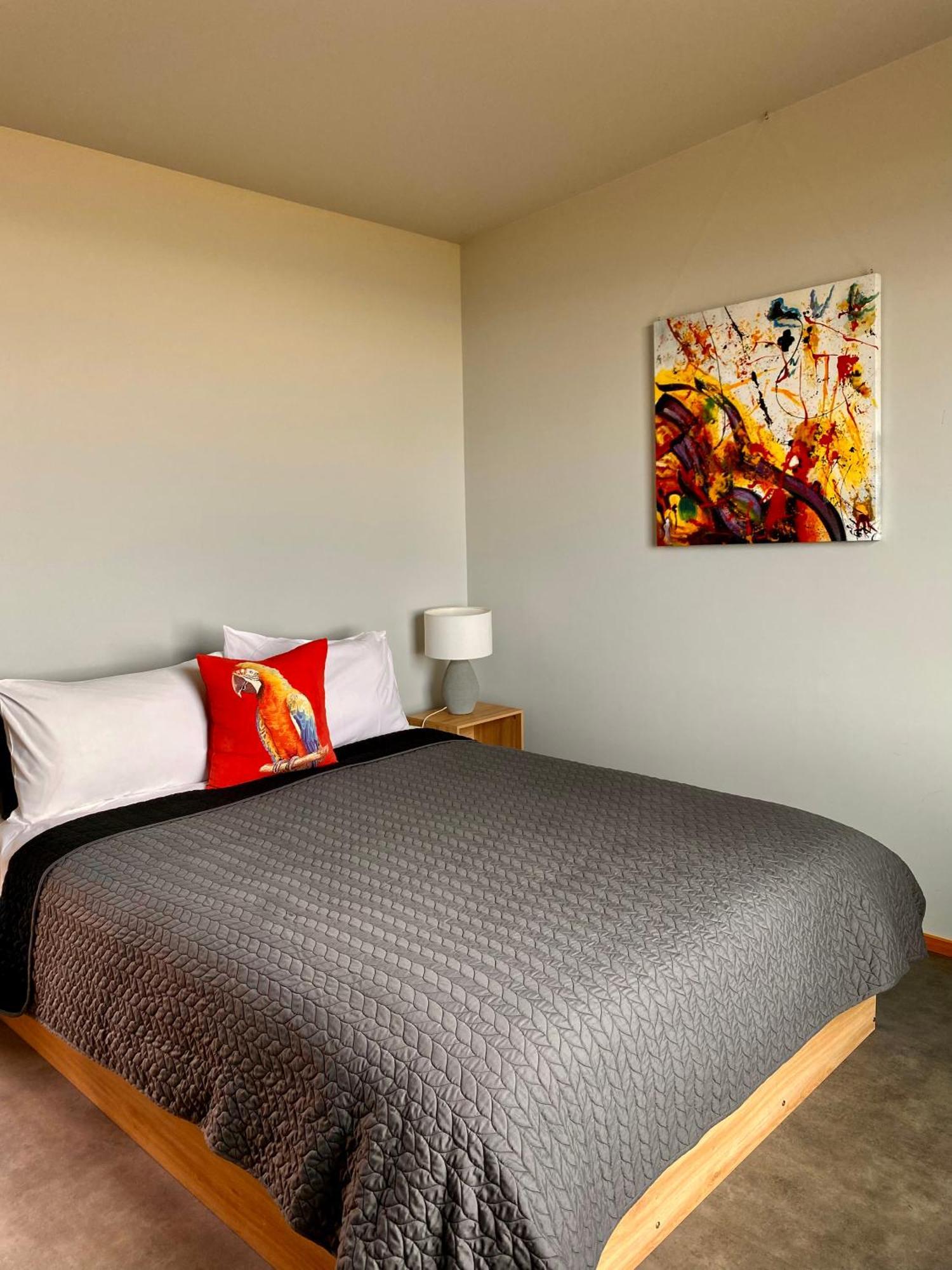 “The Cliffs” Humpridge View Motels Tuatapere Eksteriør bilde